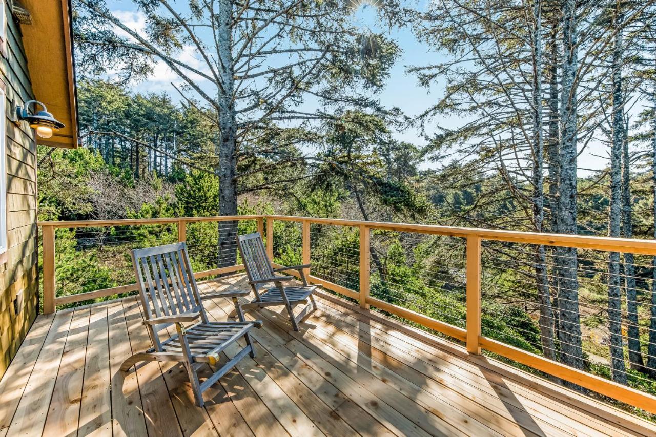 Yaquina Lighthouse View Beach Home Newport Exterior photo